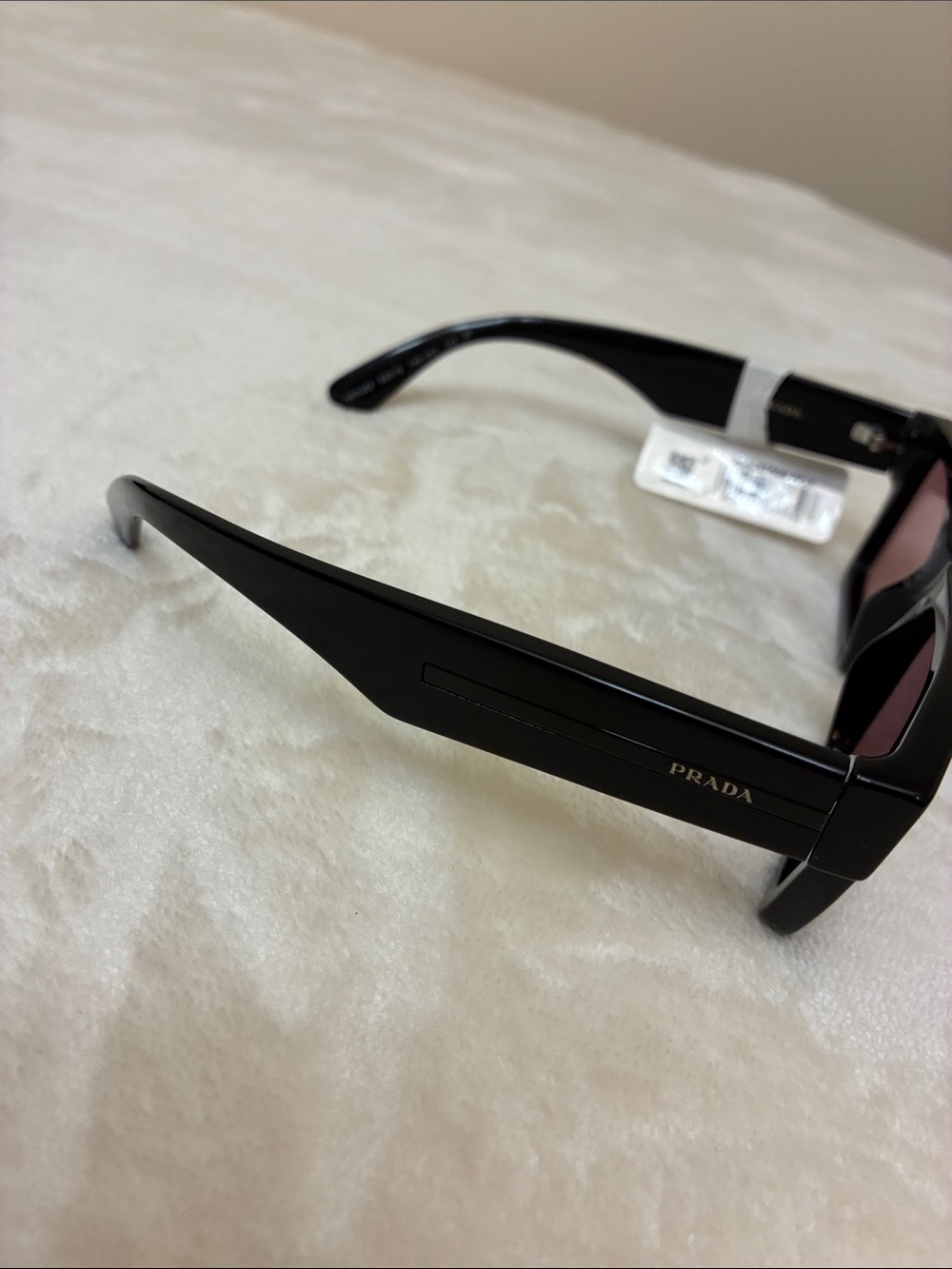 Prada PR257S Polarized Sunglasses. NWT. Full Inclusion. $620 retail - Picture 8 of 11